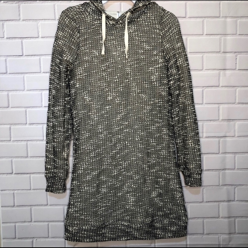 Fabletics Yukon knit activewear long sleeve tunic